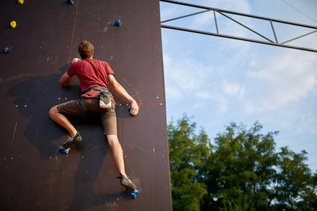 并提升整体 并提升整体